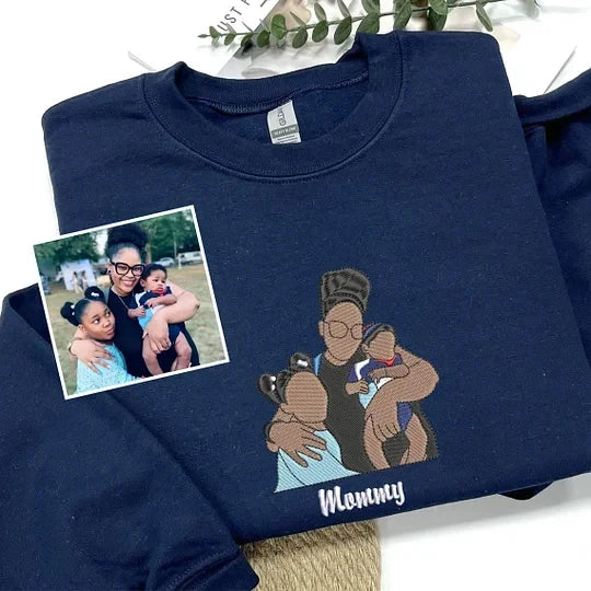 Embroidered Face Portrait Sweatshirt – Personalized Gift for Parents