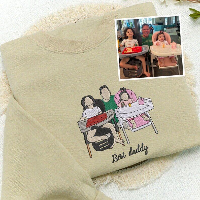 Embroidered Face Portrait Sweatshirt – Personalized Gift for Parents