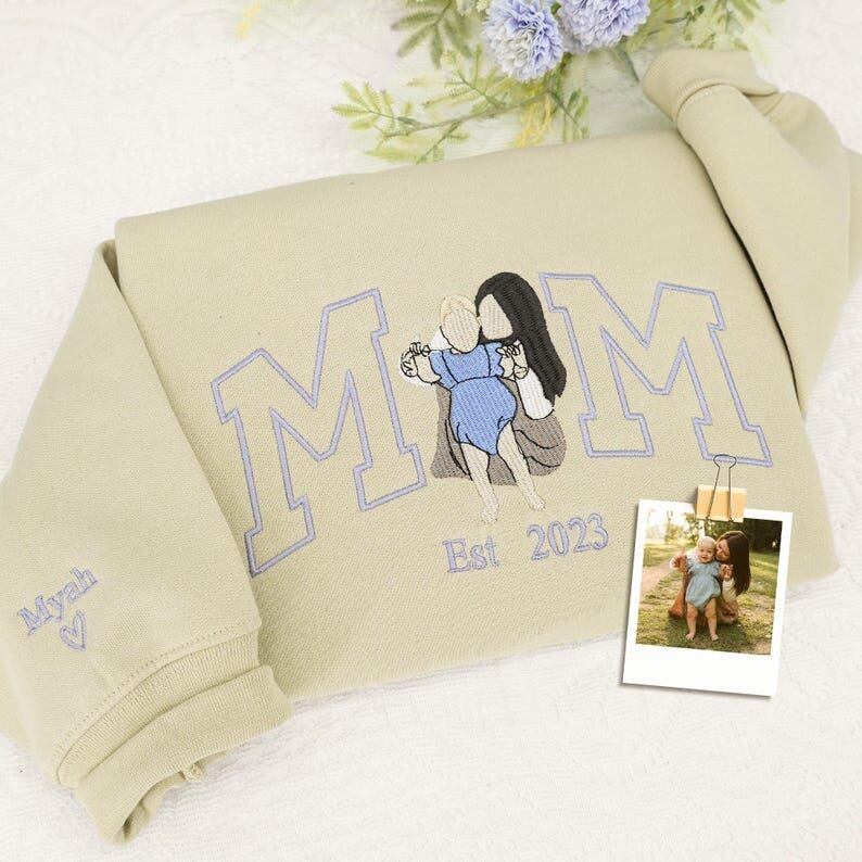 Custom Mama Embroidered Sweatshirt Mommy Name Fleece Crewneck Christmas Gift for Her
