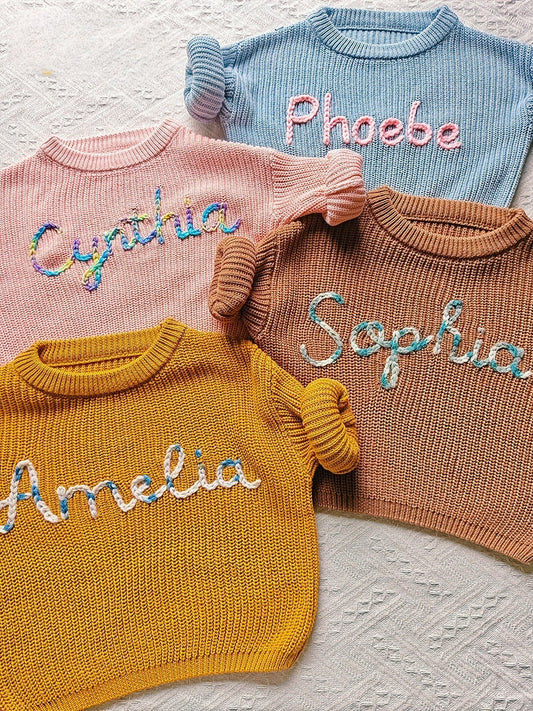 Personalized baby gift set – embroidered name sweater as a special keepsake
