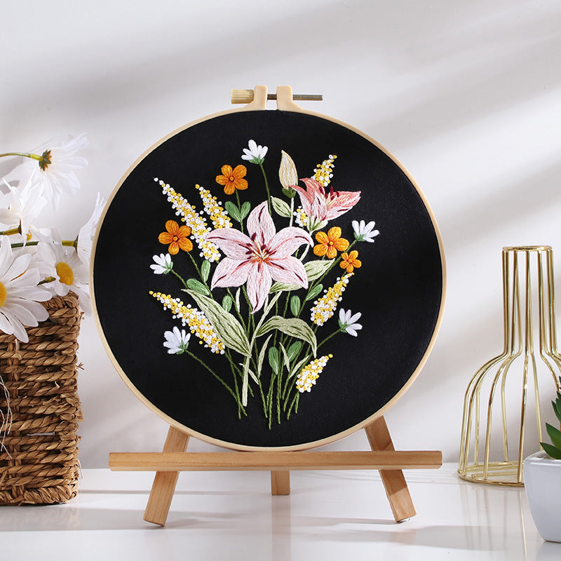 Holiday Embroidery DIY Set Embroidery Kit For Beginner - Creative Handmade Gift with Hoop, Thread & Felt
