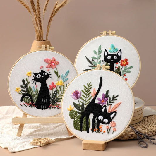 Embroidery DIY Kit Embroidery Kit For Beginner - Complete Creative Handcraft Gift for Holidays & Celebrations Cat embroidered