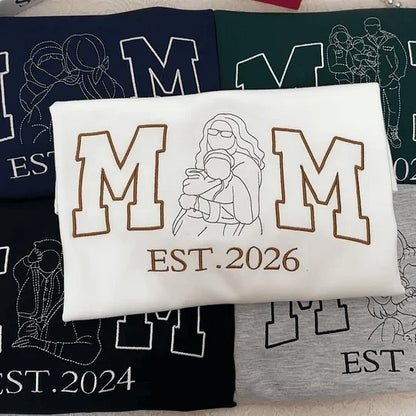 Personalized Family Sweatshirt – Custom Portrait with Names for Mom & Dad