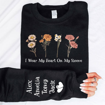 Floral Name Sweatshirt – Customizable with Birth Month Flowers & Names
