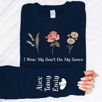 Floral Name Sweatshirt – Customizable with Birth Month Flowers & Names