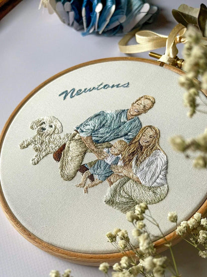 Custom embroidery family and dog hoop, family embroidery design, pet embroidery, custom dog portrait, family gift, hand embroidery portrait