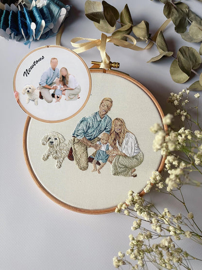 Custom embroidery family and dog hoop, family embroidery design, pet embroidery, custom dog portrait, family gift, hand embroidery portrait