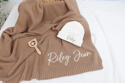 Monogrammed Baby Blanket Gift - Soft Embroidered Keepsake for Newborns & Baby Showers