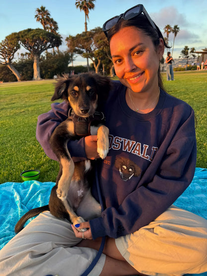 Personalized sweatshirt with embroidered portrait of your pet: gift for dog and cat lovers