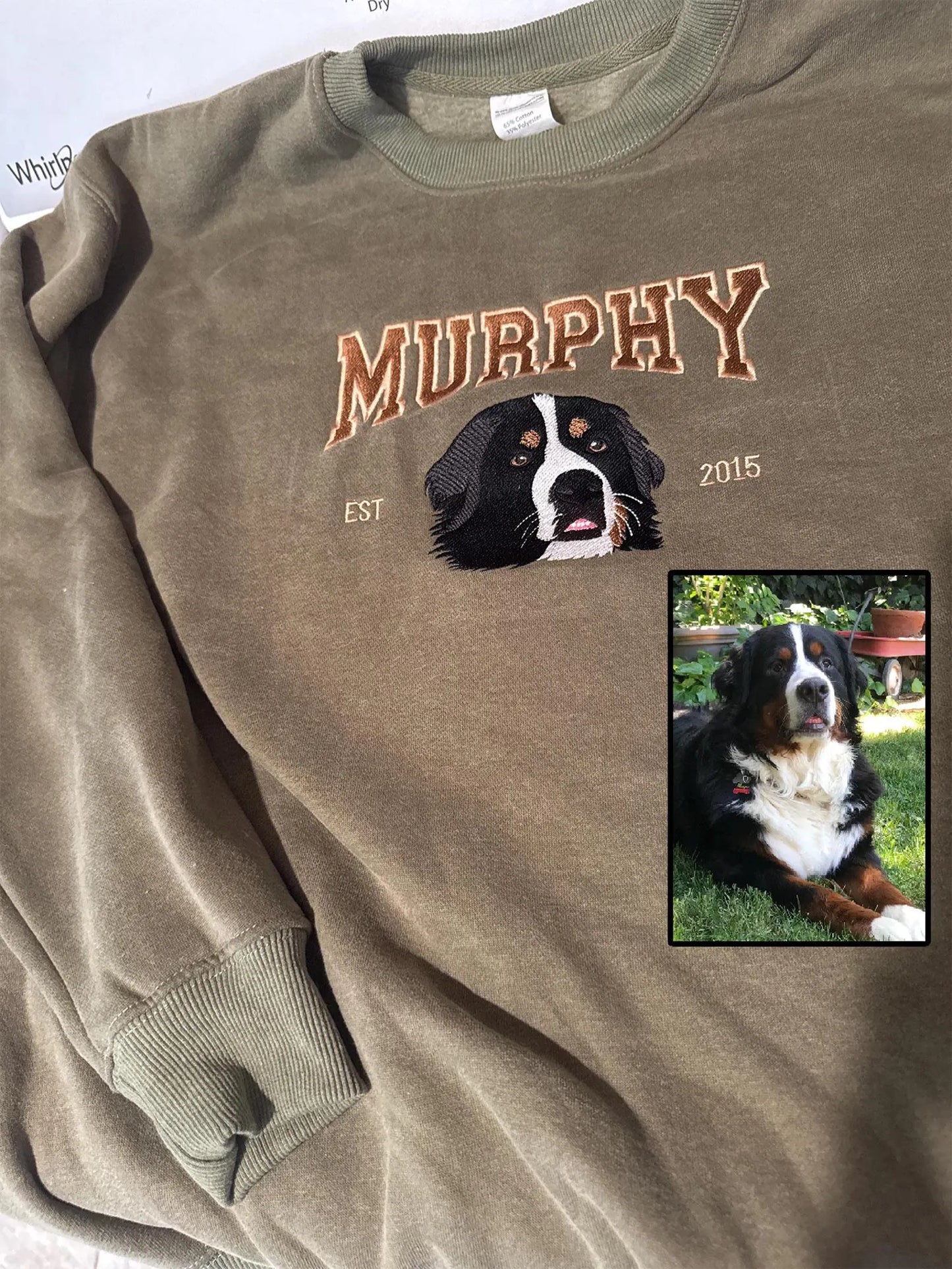 Personalized sweatshirt with embroidered portrait of your pet: gift for dog and cat lovers