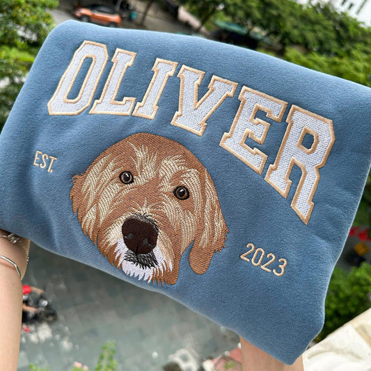 Personalized sweatshirt with embroidery of your pet's portrait, embroidered dog college crewneck in comfortable colors, personalized hoodie with embroidery of your dog's face from photo